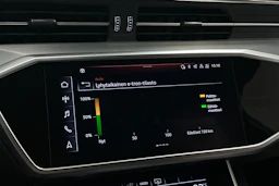sininen Audi A6 2021 kuva 24.