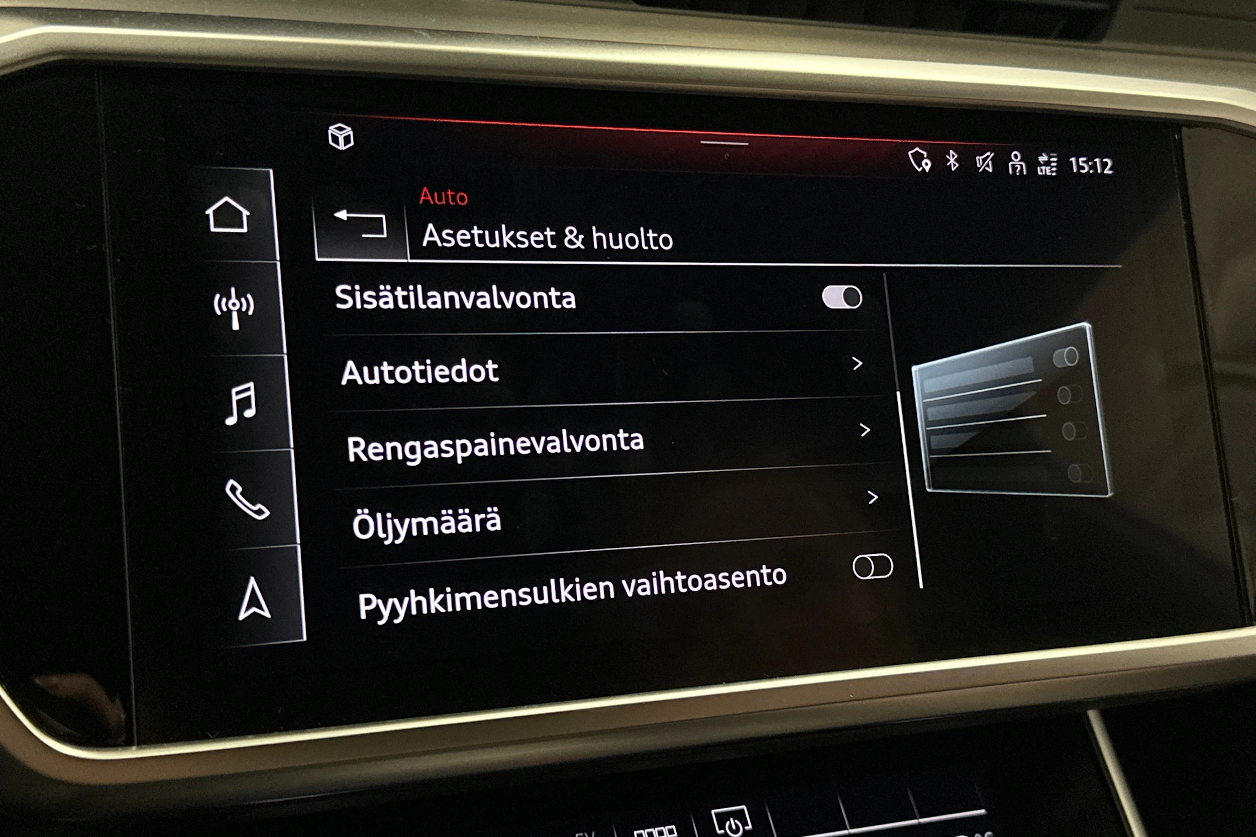sininen Audi A6 2021 kuva 29.