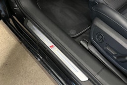 harmaa Audi A6 2021 kuva 16.