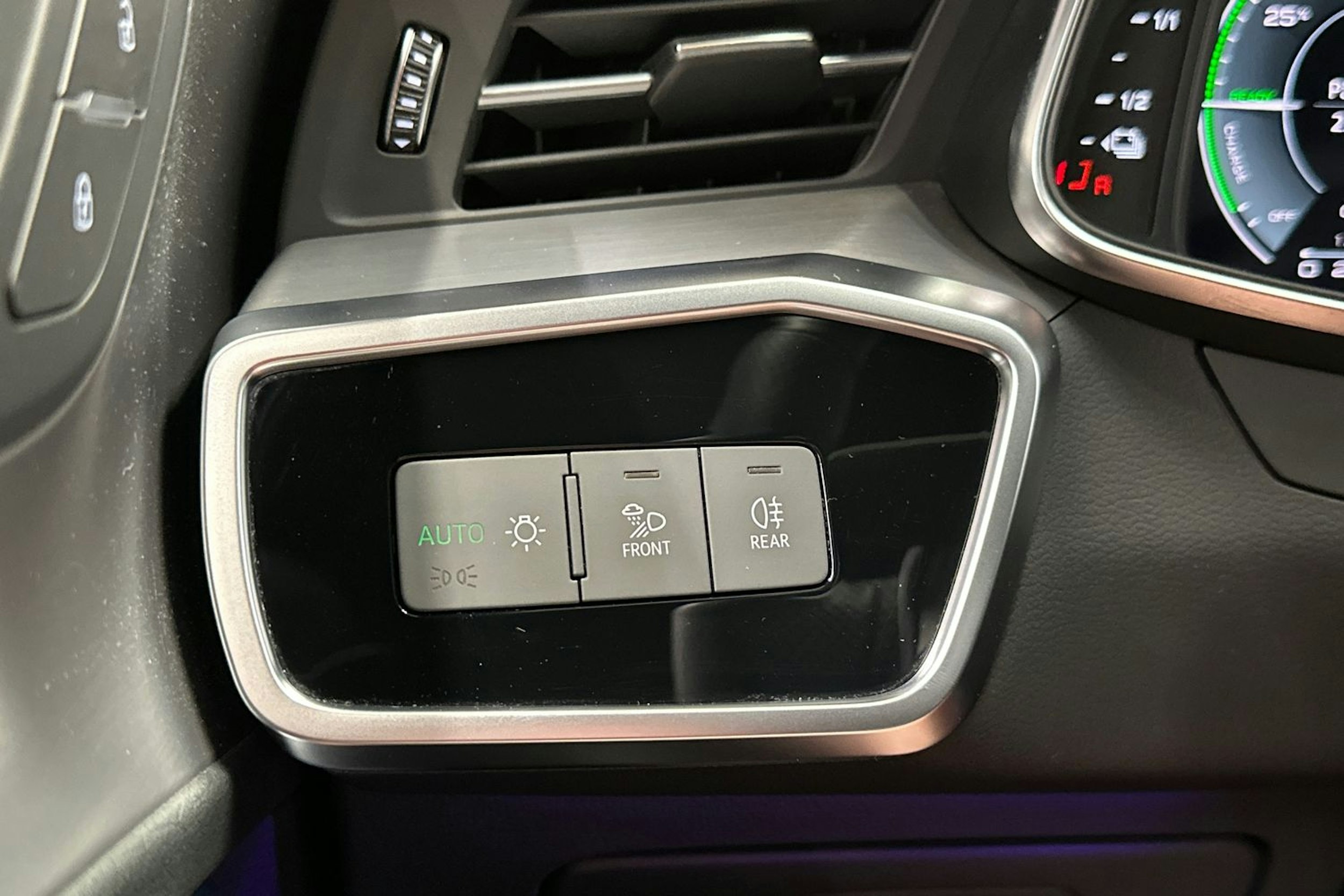 harmaa Audi A6 2021 kuva 33.