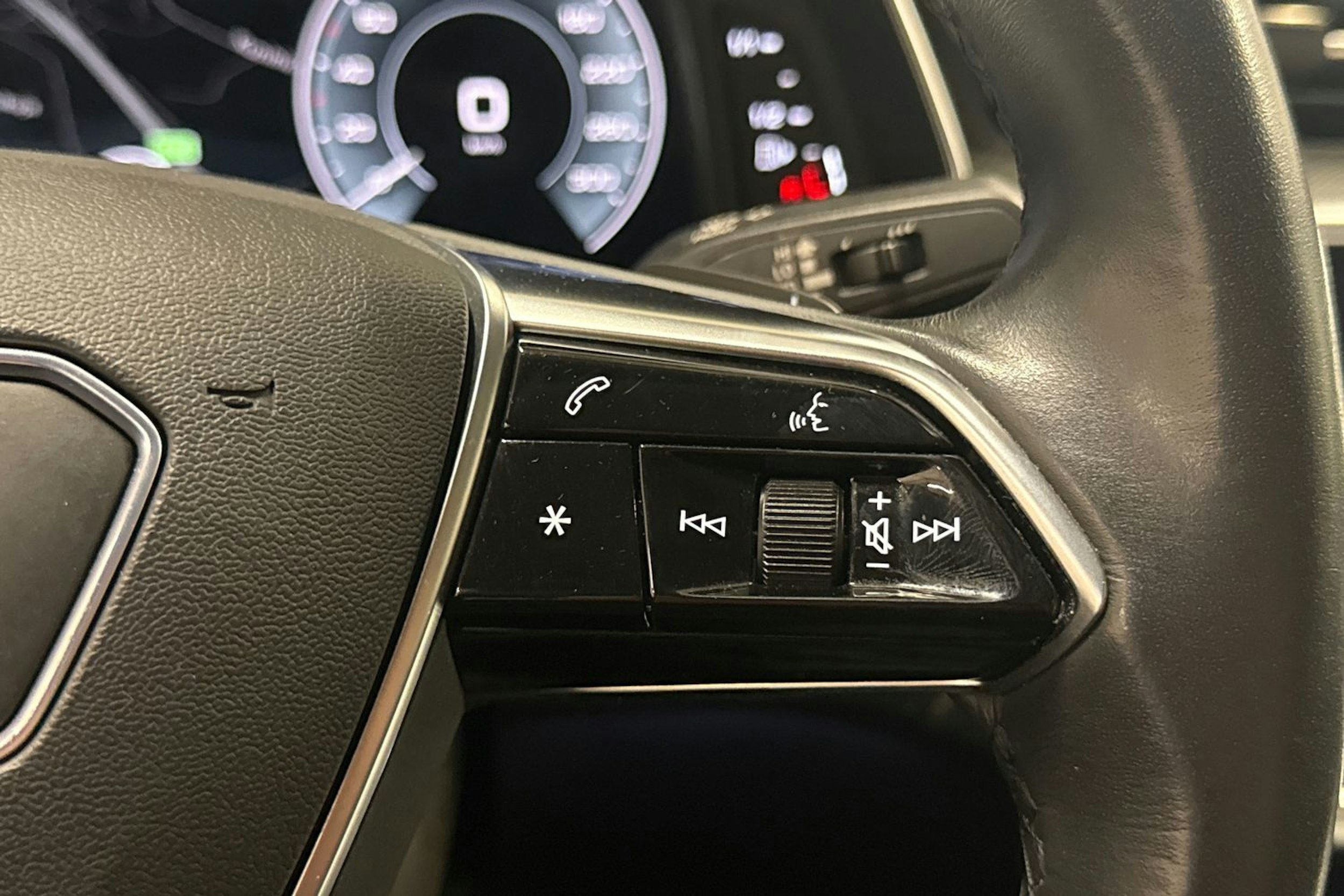 met. harmaa Audi A6 2021 kuva 16.