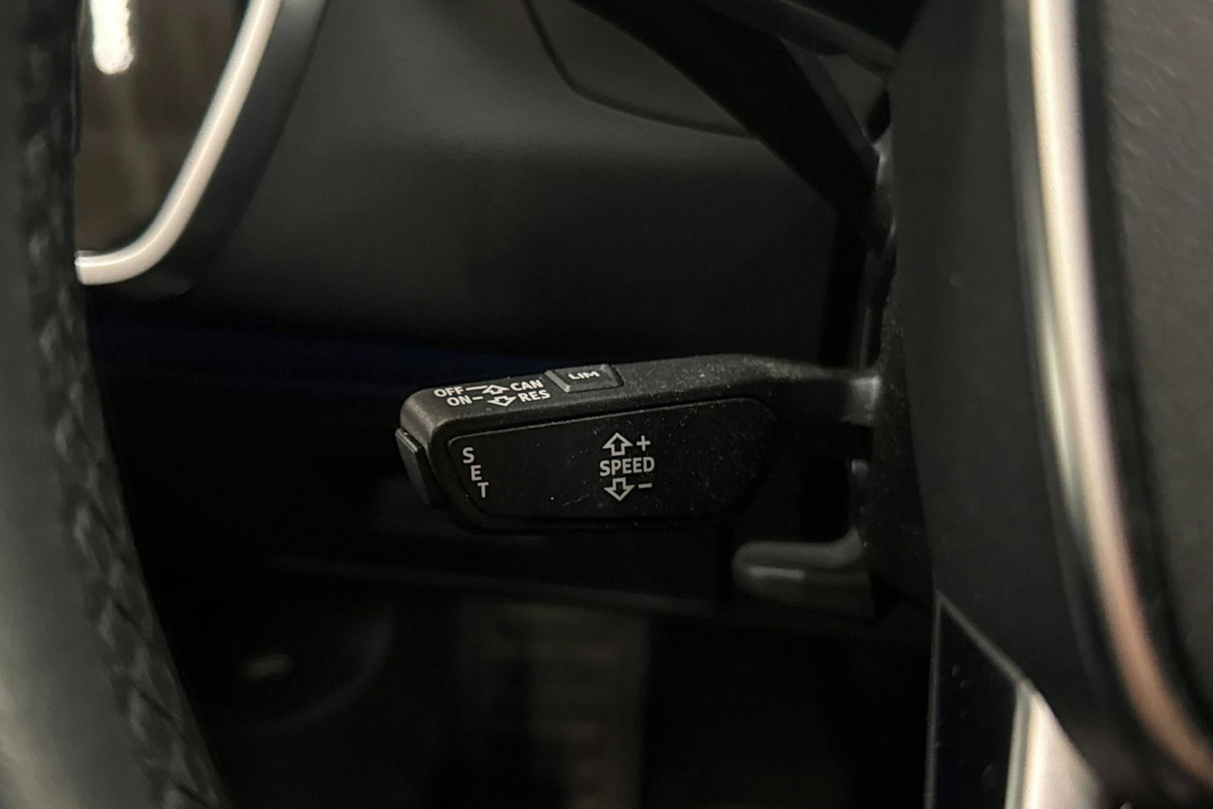 met. harmaa Audi A6 2021 kuva 17.