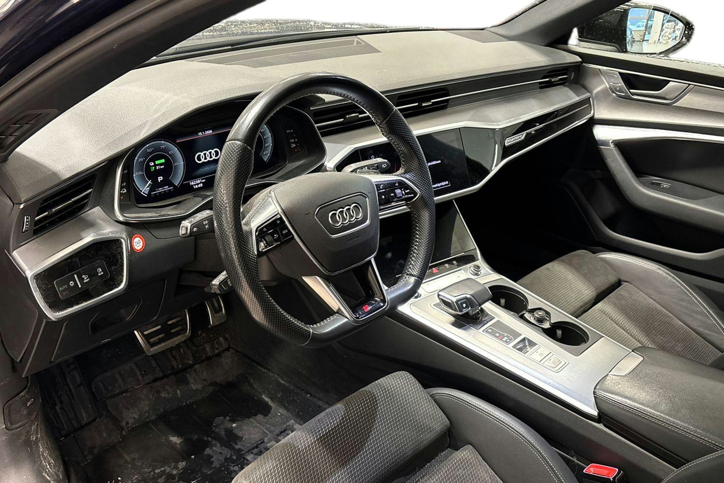 met. sininen Audi A6 2021 kuva 3.