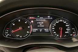 musta Audi A6 2021 kuva 11.