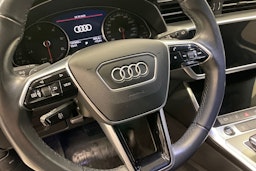 musta Audi A6 2021 kuva 18.