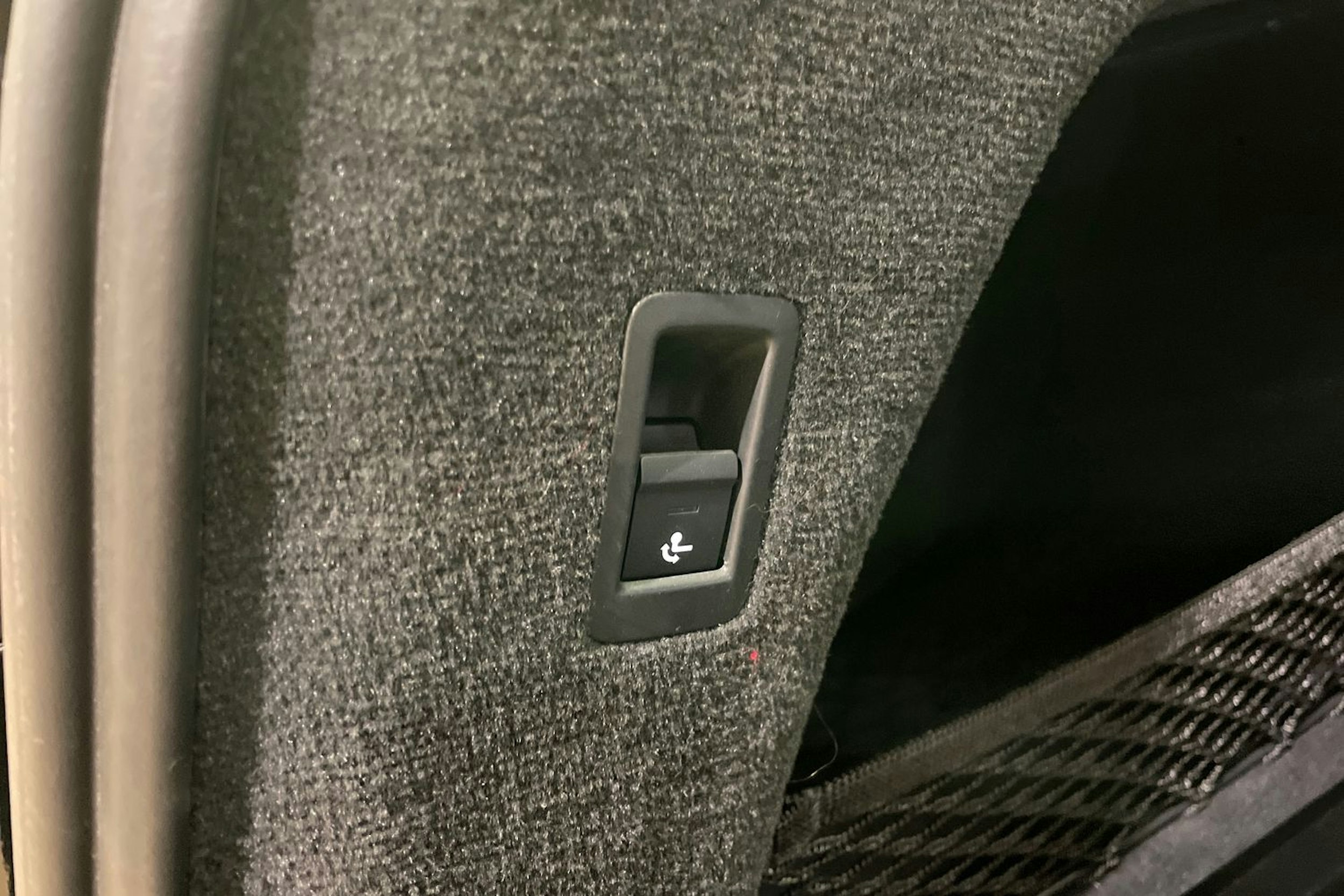musta Audi A6 2021 kuva 20.