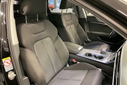 musta Audi A6 2021 kuva 22.