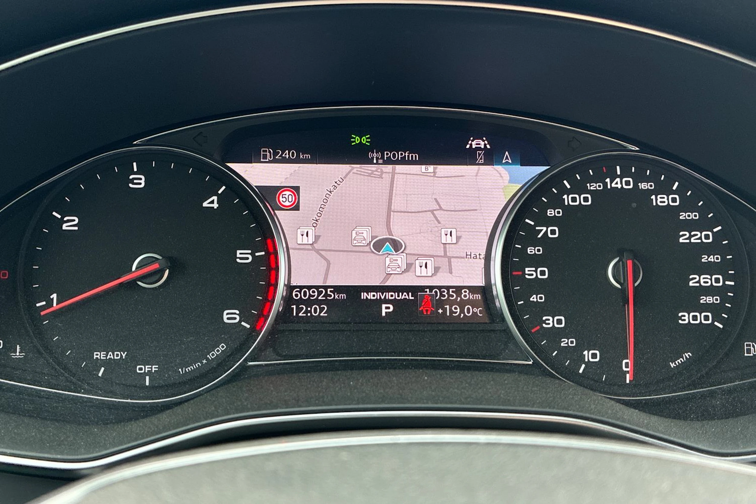 musta Audi A6 2021 kuva 5.