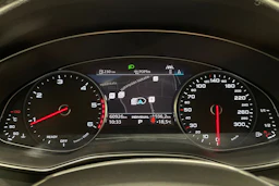 musta Audi A6 2021 kuva 15.