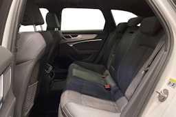 valkoinen Audi A6 2021 kuva 10.