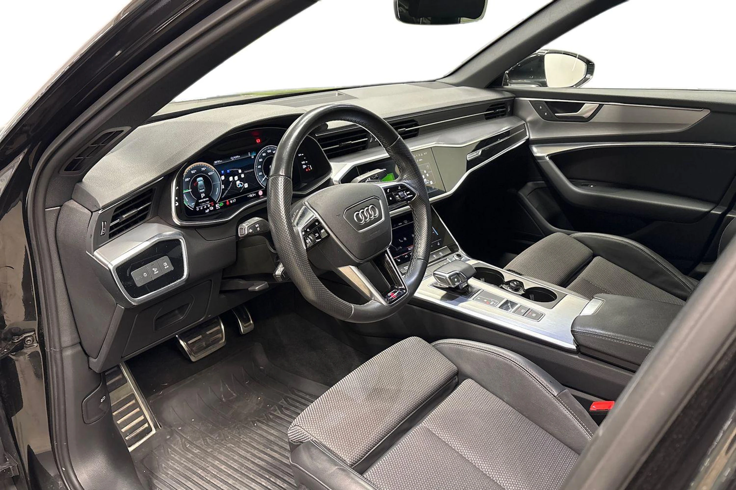 harmaa Audi A6 2021 kuva 8.