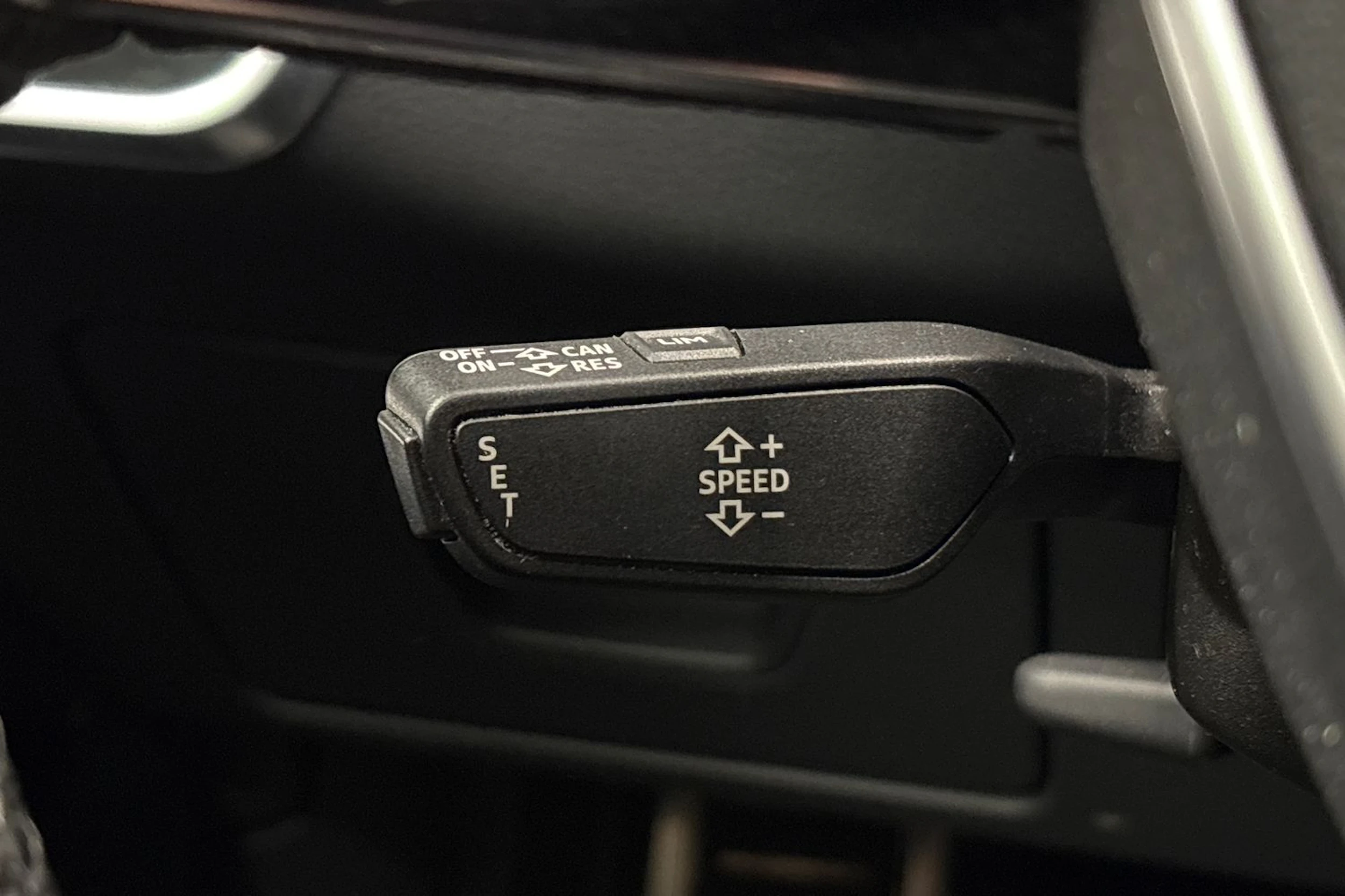 harmaa Audi A6 2021 kuva 20.