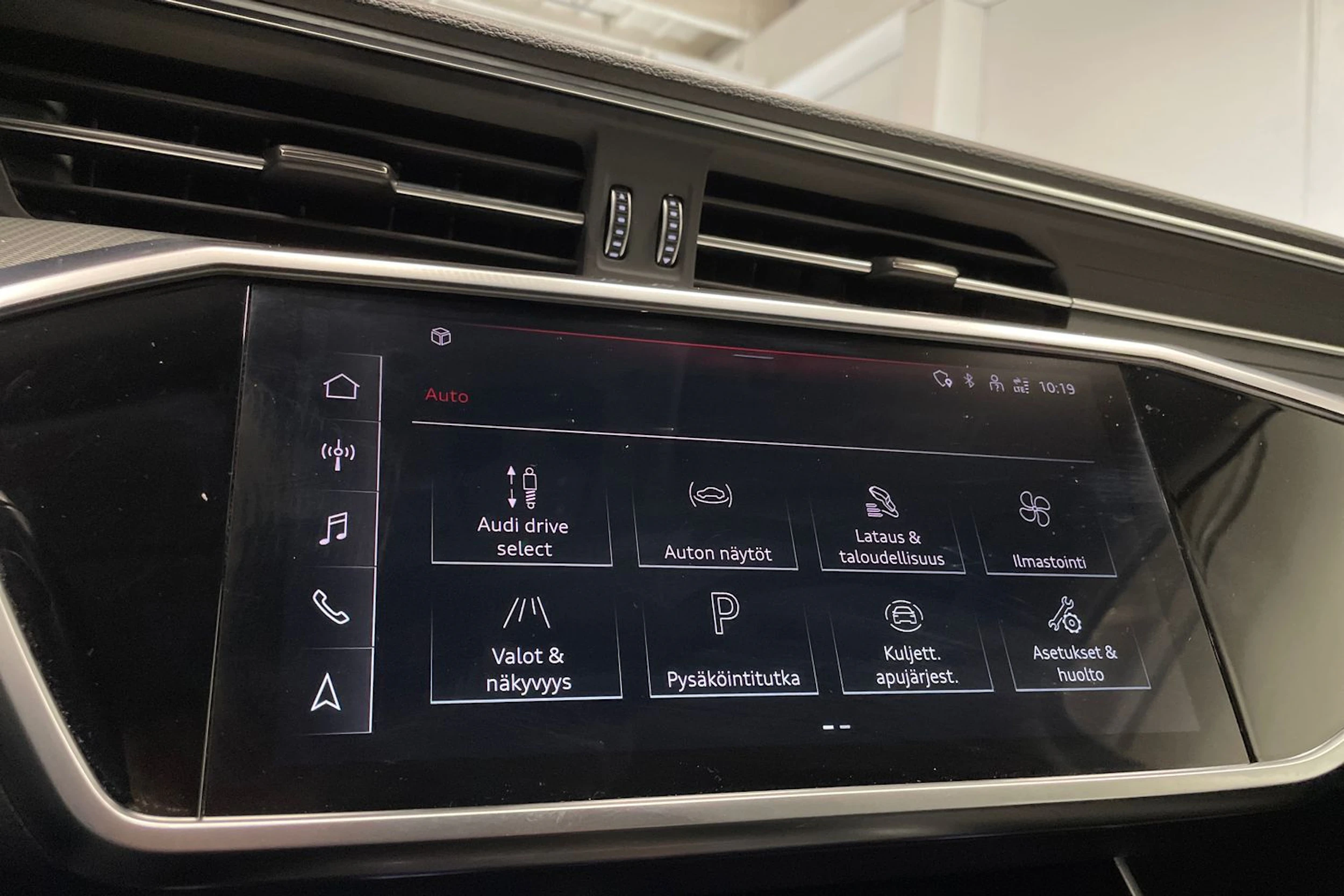 harmaa Audi A6 2021 kuva 23.