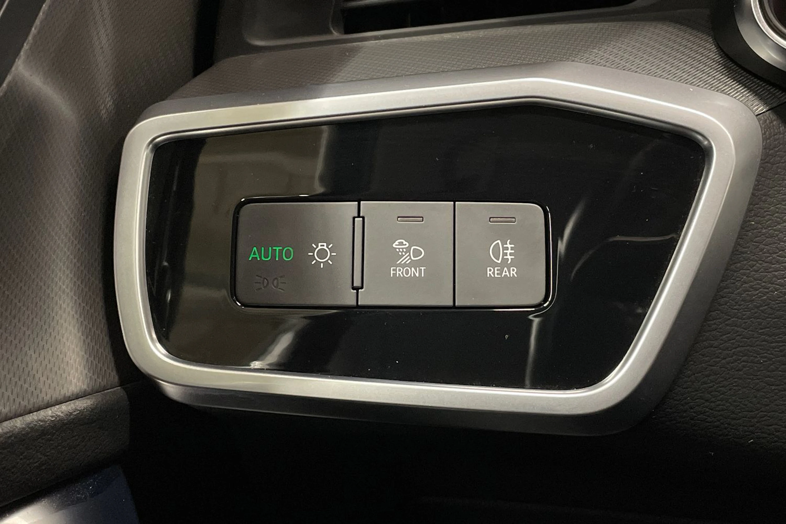 harmaa Audi A6 2021 kuva 27.