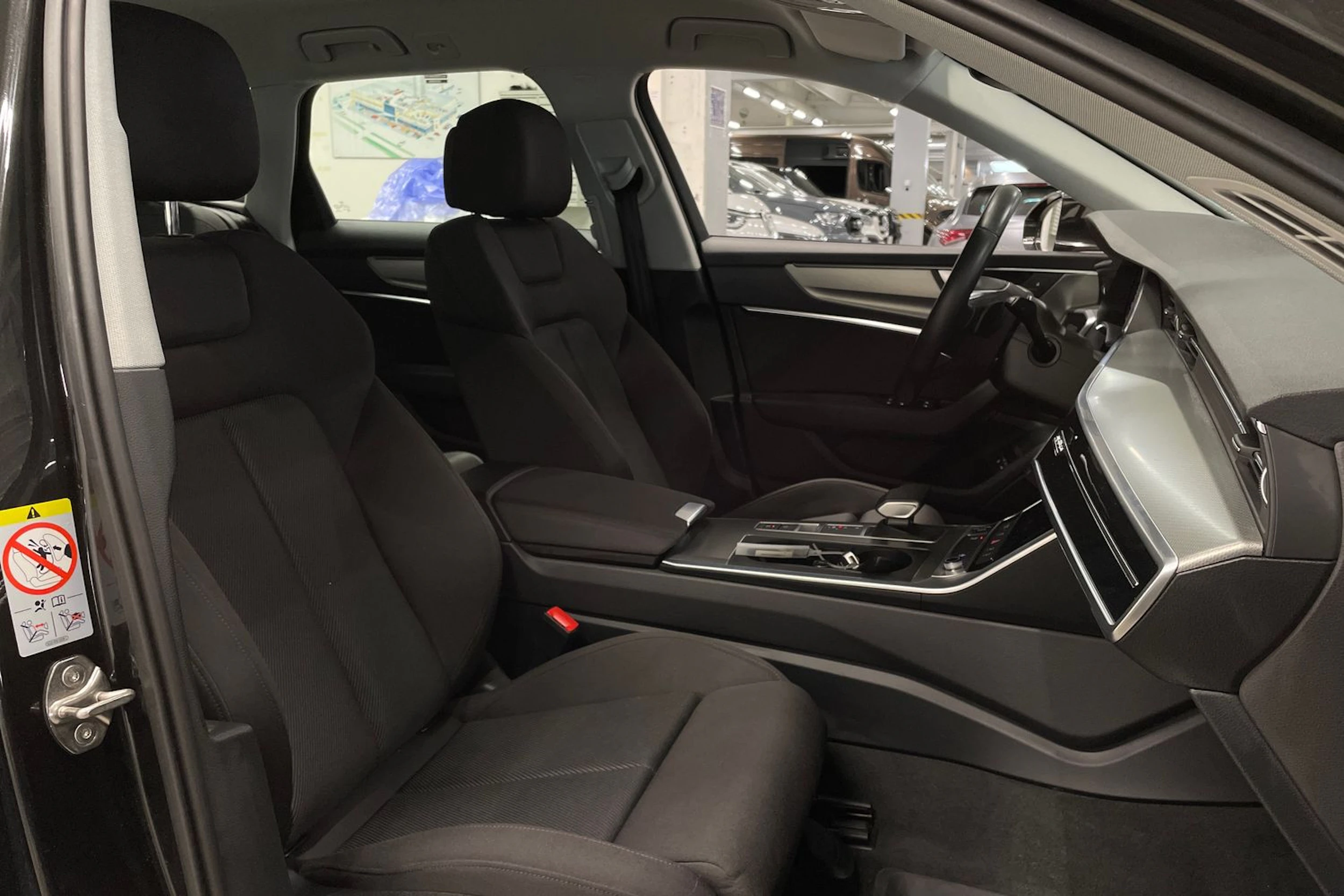 harmaa Audi A6 2021 kuva 32.