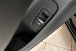 Musta Audi A6 2021 kuva 28.