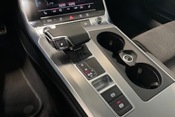 met. ruskea (beige) Audi A6 2021 kuva 32.