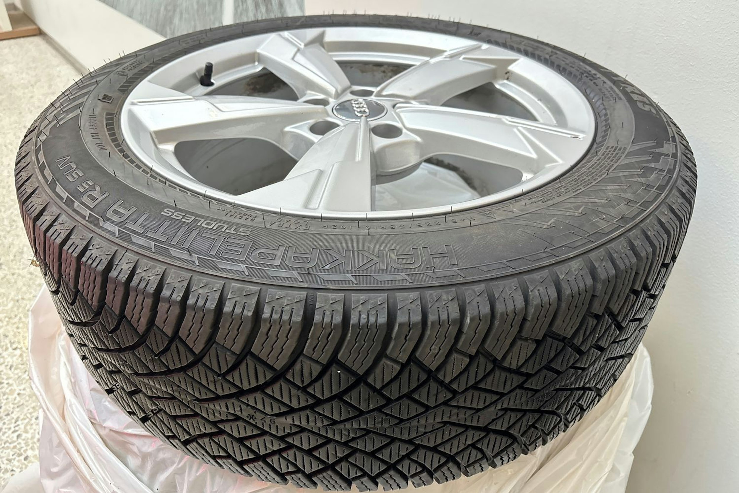 harmaa Audi A6 2021 kuva 14.