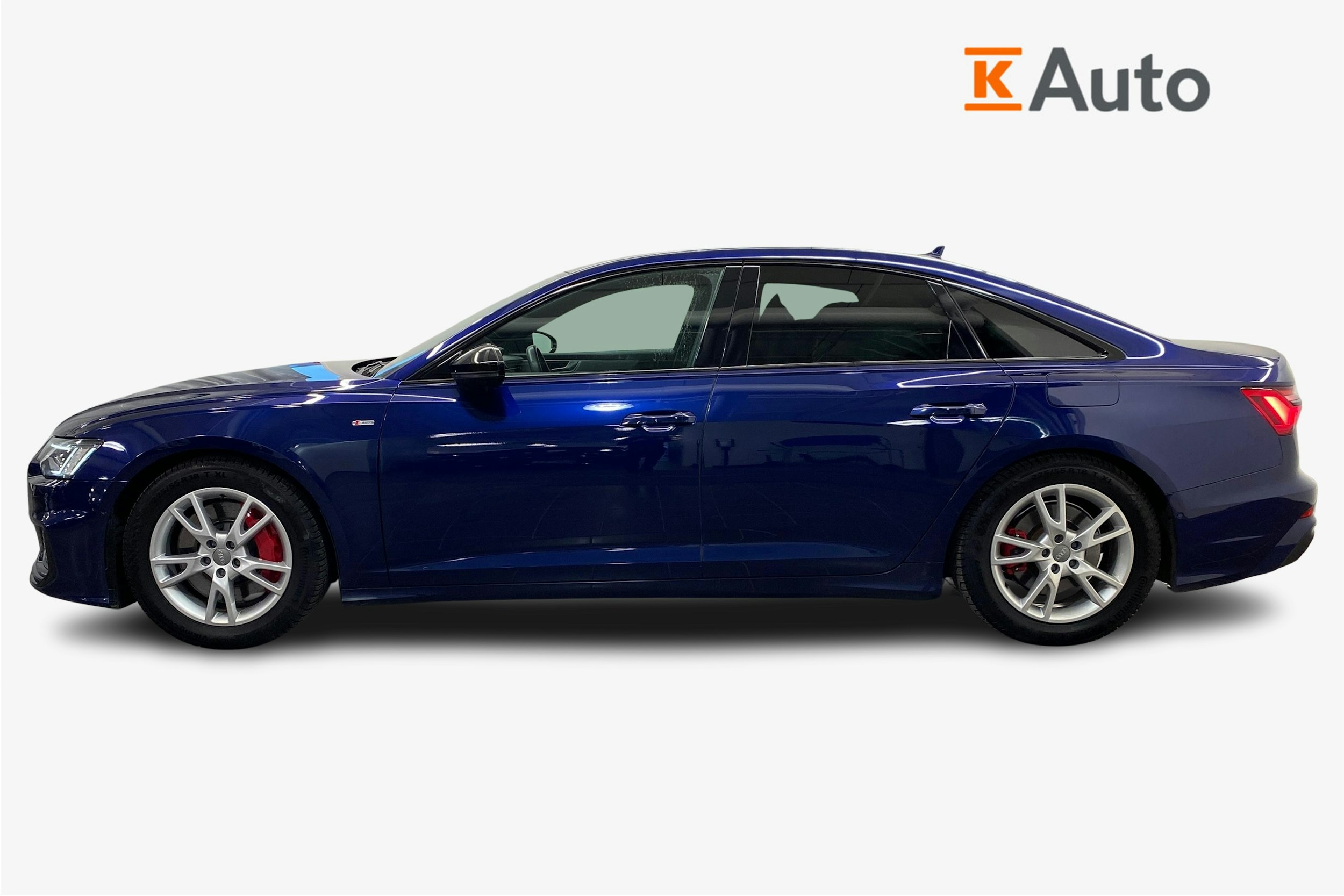 sininen Audi A6 2021 kuva 6.