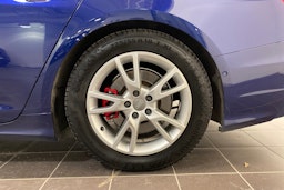 sininen Audi A6 2021 kuva 13.