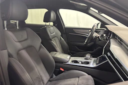 musta Audi A6 2021 kuva 11.