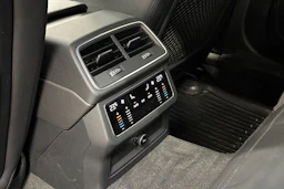musta Audi A6 2021 kuva 14.
