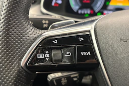 musta Audi A6 2021 kuva 19.