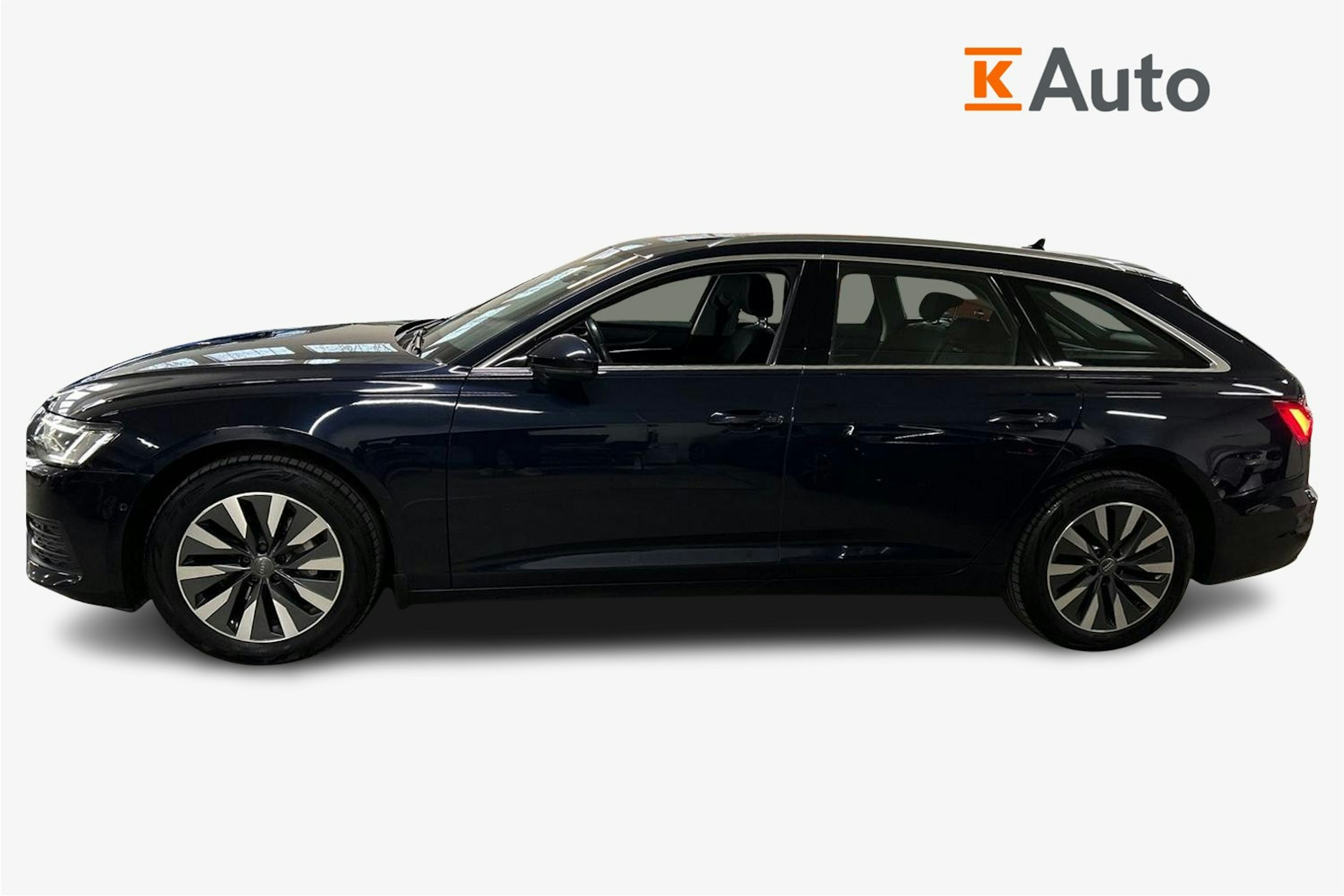 Sininen Audi A6 2021 kuva 6.
