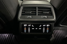 Sininen Audi A6 2021 kuva 26.
