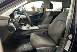 Sininen Audi A6 2021 kuva 27.