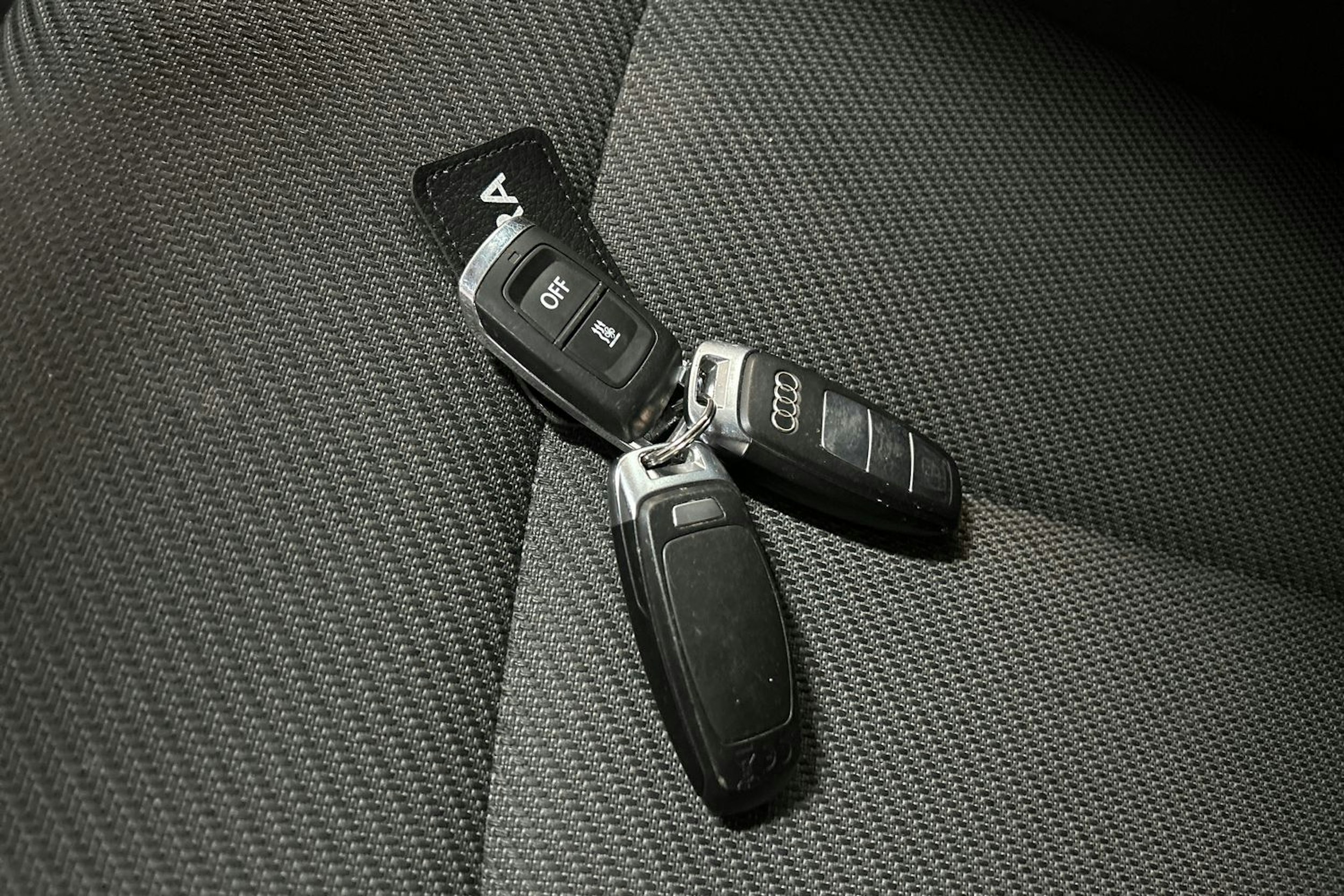 Sininen Audi A6 2021 kuva 28.