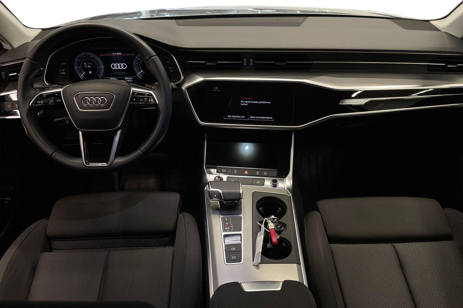 Audi A6 2021, photo 7/21