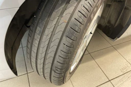 Hopea Audi A6 2021 kuva 10.