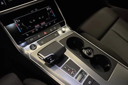 Hopea Audi A6 2021 kuva 17.