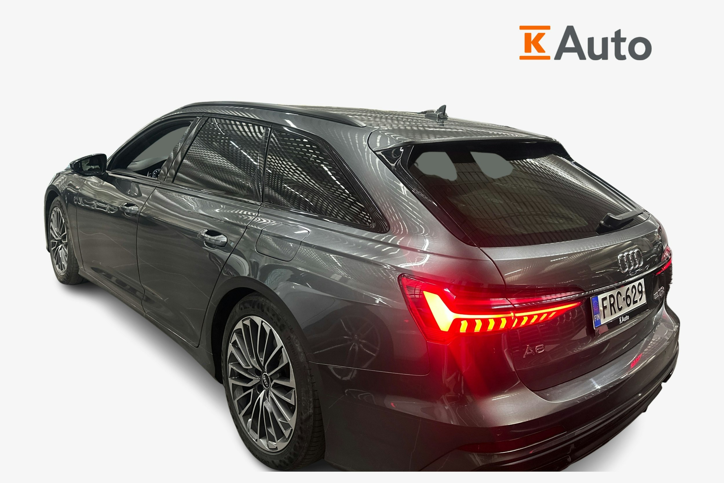 Harmaa Audi A6 2021 kuva 2.