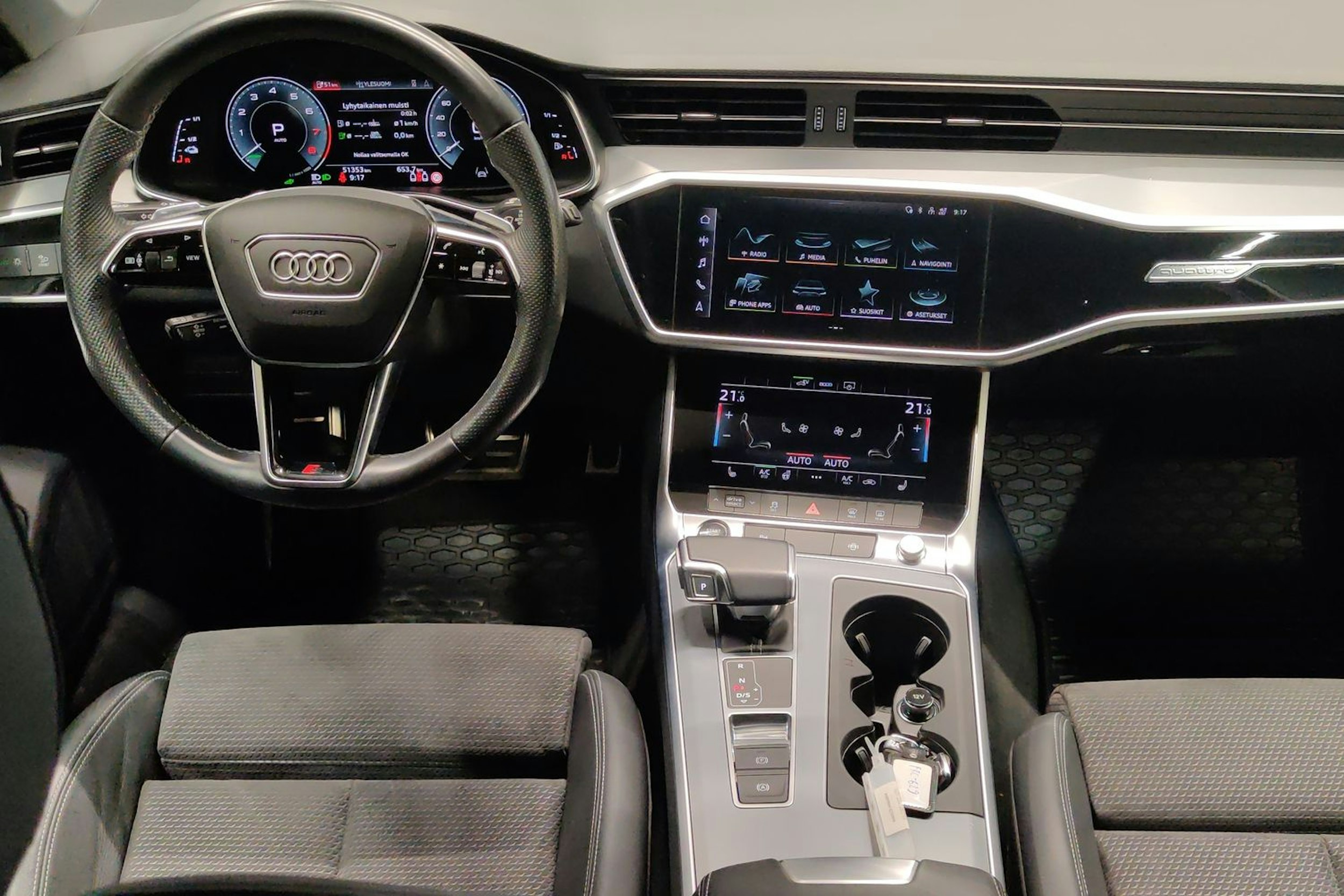 Harmaa Audi A6 2021 kuva 7.