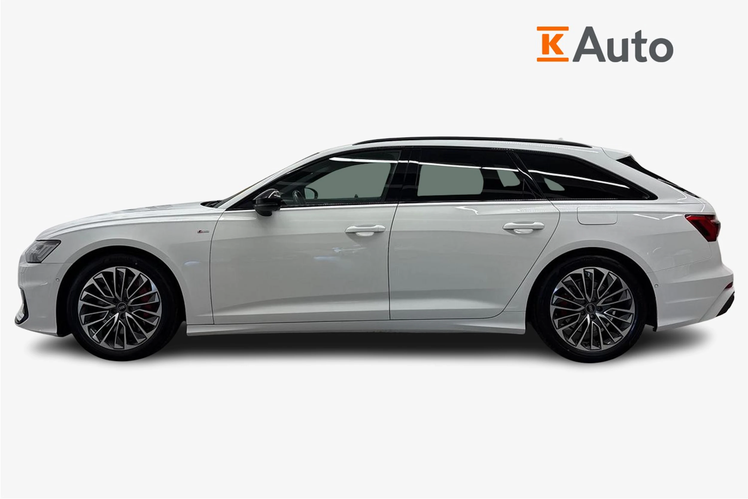 valkoinen Audi A6 2021 kuva 7.