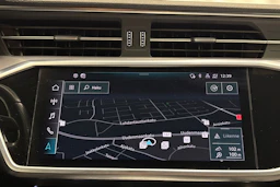 valkoinen Audi A6 2021 kuva 23.