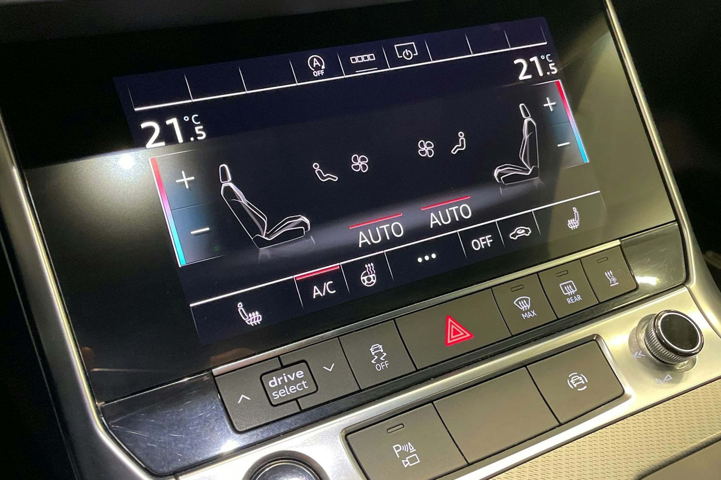 Harmaa Audi A6 2021 kuva 24.