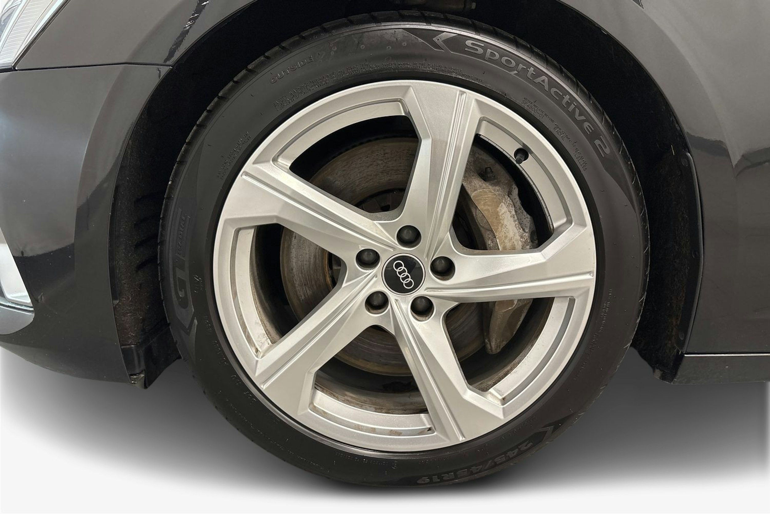 harmaa Audi A6 2021 kuva 11.