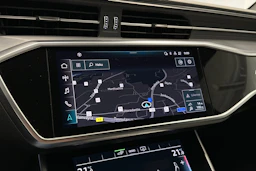 sininen Audi A6 2021 kuva 18.