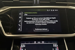 musta Audi A6 2021 kuva 25.