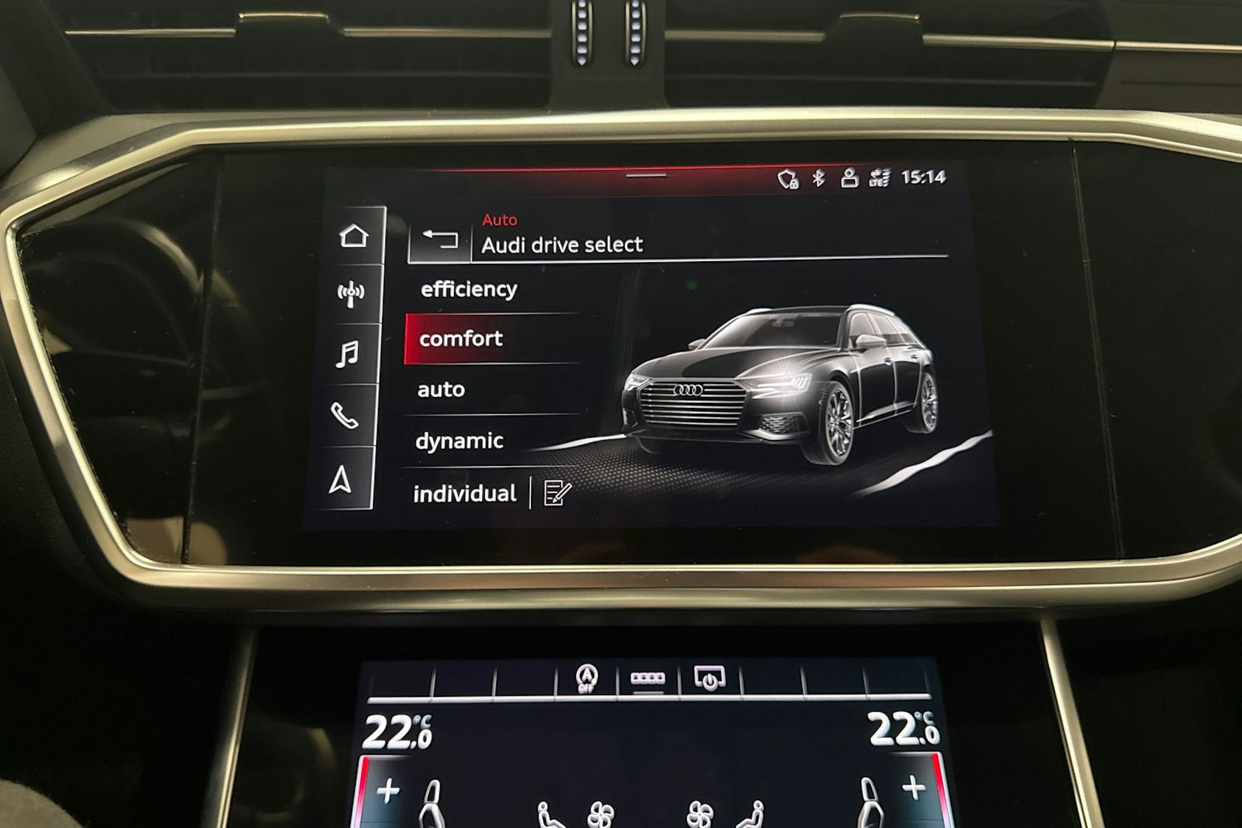 musta Audi A6 2021 kuva 26.