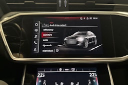 musta Audi A6 2021 kuva 26.