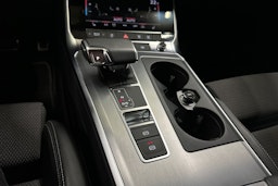 harmaa Audi A6 2021 kuva 22.