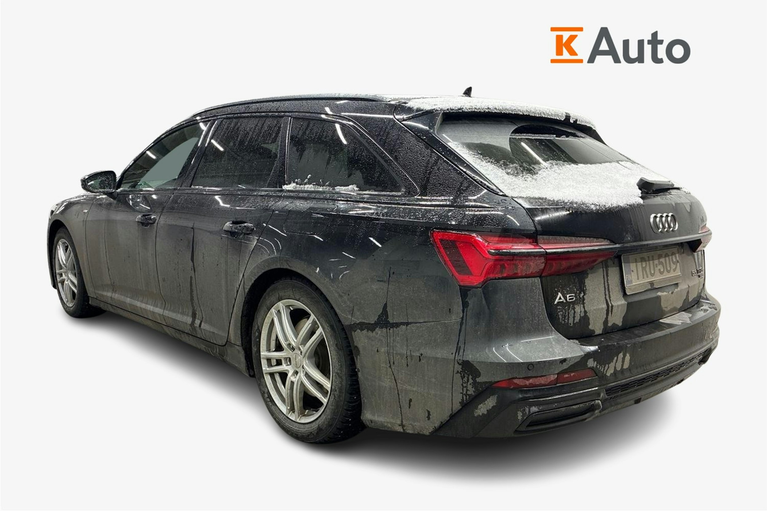 musta Audi A6 2021 kuva 2.