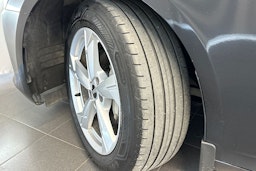 musta Audi A6 2021 kuva 13.