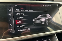musta Audi A6 2021 kuva 24.