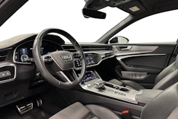musta Audi A6 2021 kuva 7.