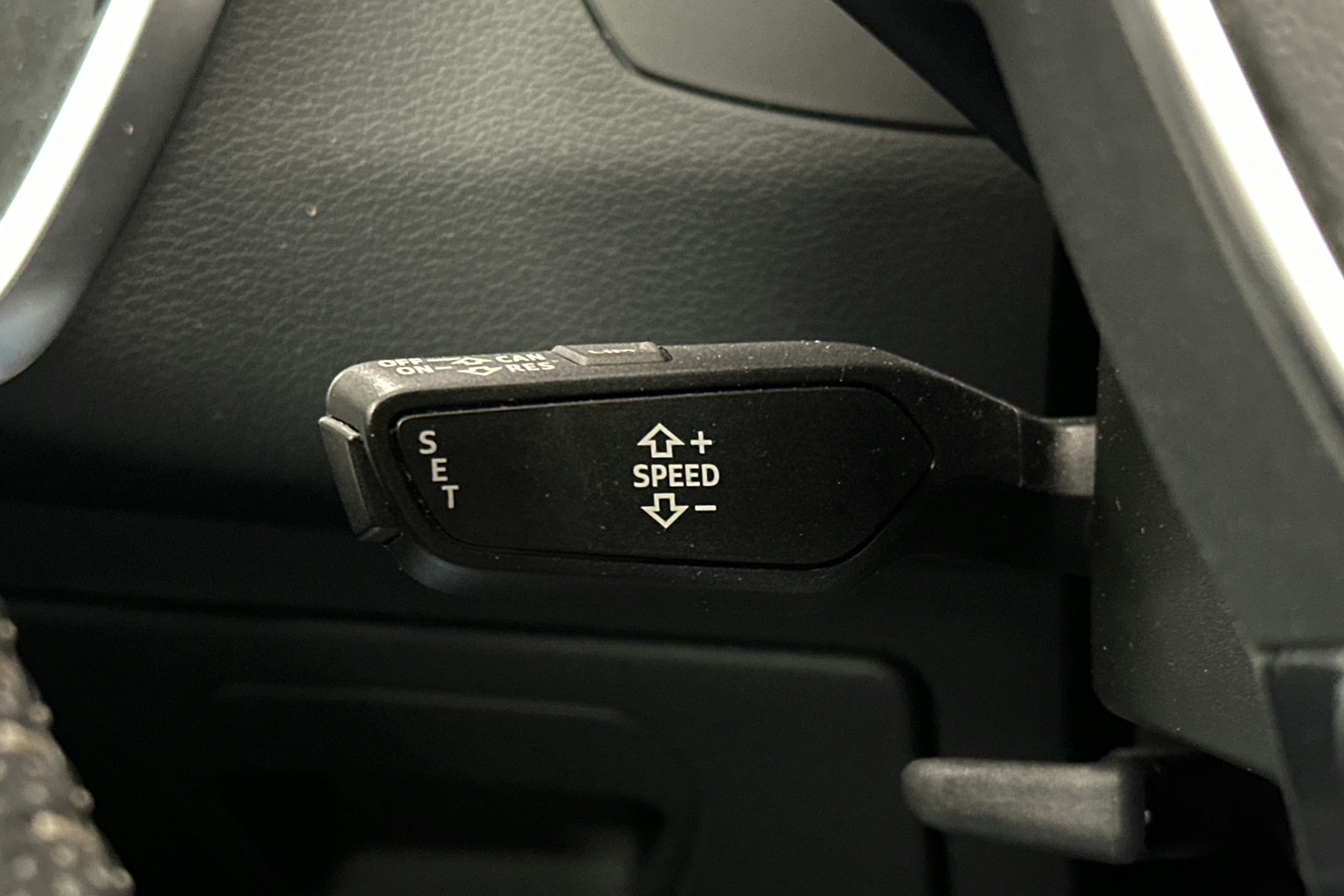 musta Audi A6 2021 kuva 21.
